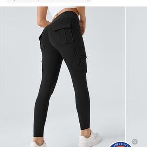Black Cargo Pocket Leggings
